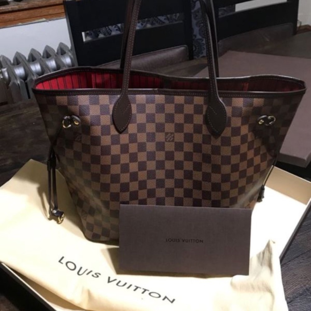 ❤️ SOLD. ❤️Louis Vuitton Neverfull MM